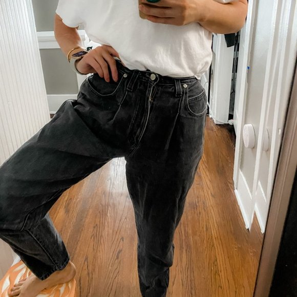 Vintage Slouchy High Waisted Jeans - Picture 9 of 15